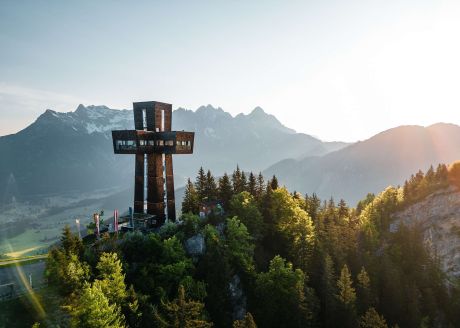 größtes begehbare Gipfelkreuz in Fieberbrunn im Pillerseetal